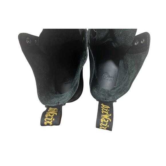 Doc Dr. Martens Black Boots Classic Women’s Size 8 Air Wair Punk Grunge Goth Emo - Picture 6 of 9